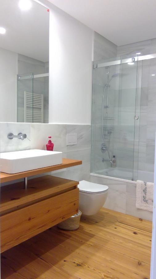 Preciosa Habitacionsuite En Atico Con Terraza II Santiago de Compostela Eksteriør bilde